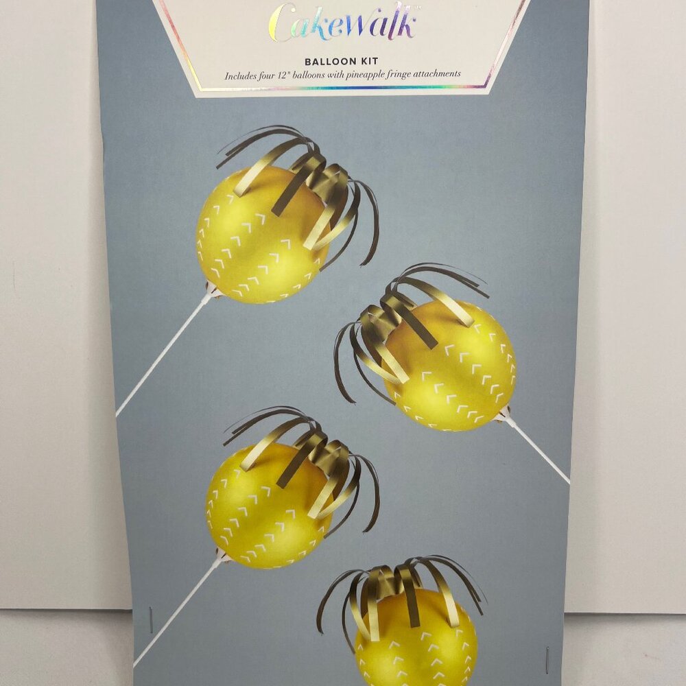 Cakewalk Balloon Kit 8 Balloons Gold Party Kit